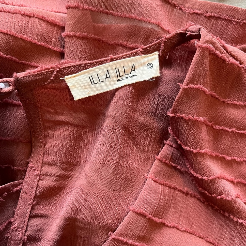 Mauve colored Ruffled Romper - Picture 3 of 3